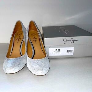 Jessica Simpson Oscar Y-Silver Heels Size 10 M